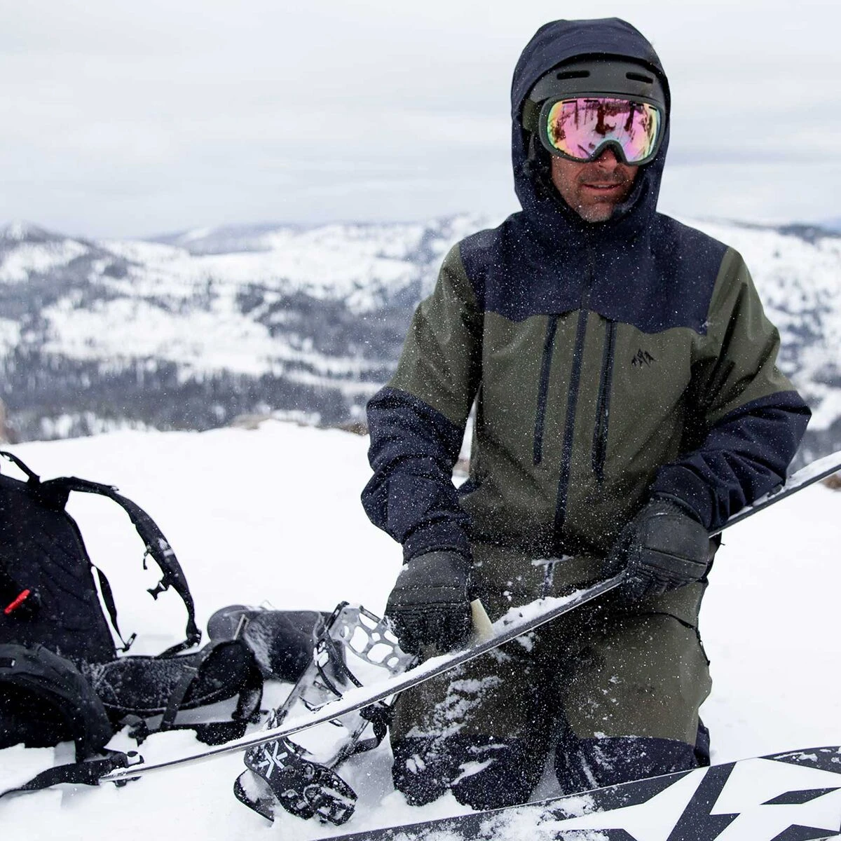 Mountain Surf Parka - Men's - Image 9