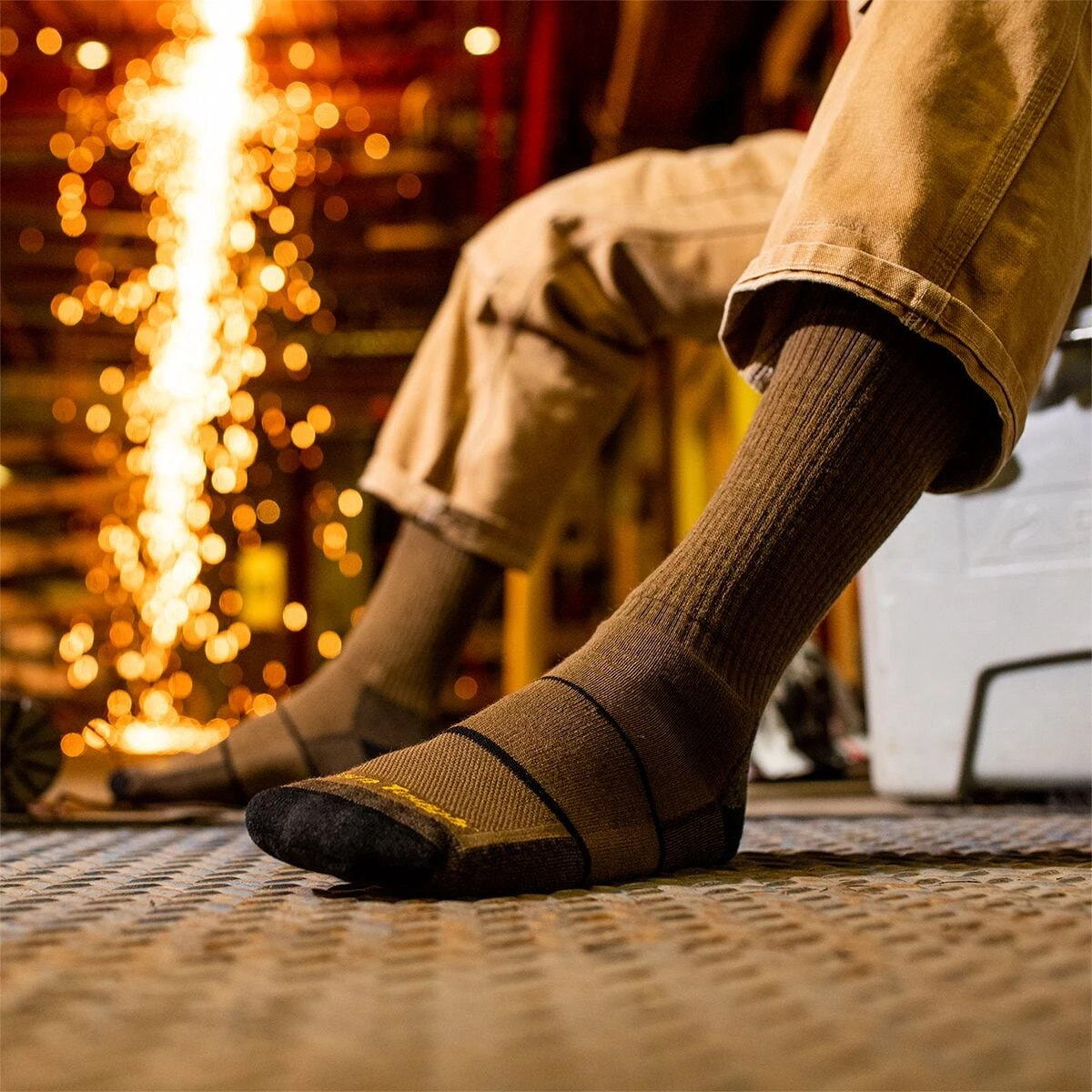 Darn Tough Paul Bunyan OTC Full Cushion Sock - Men's - Image 2