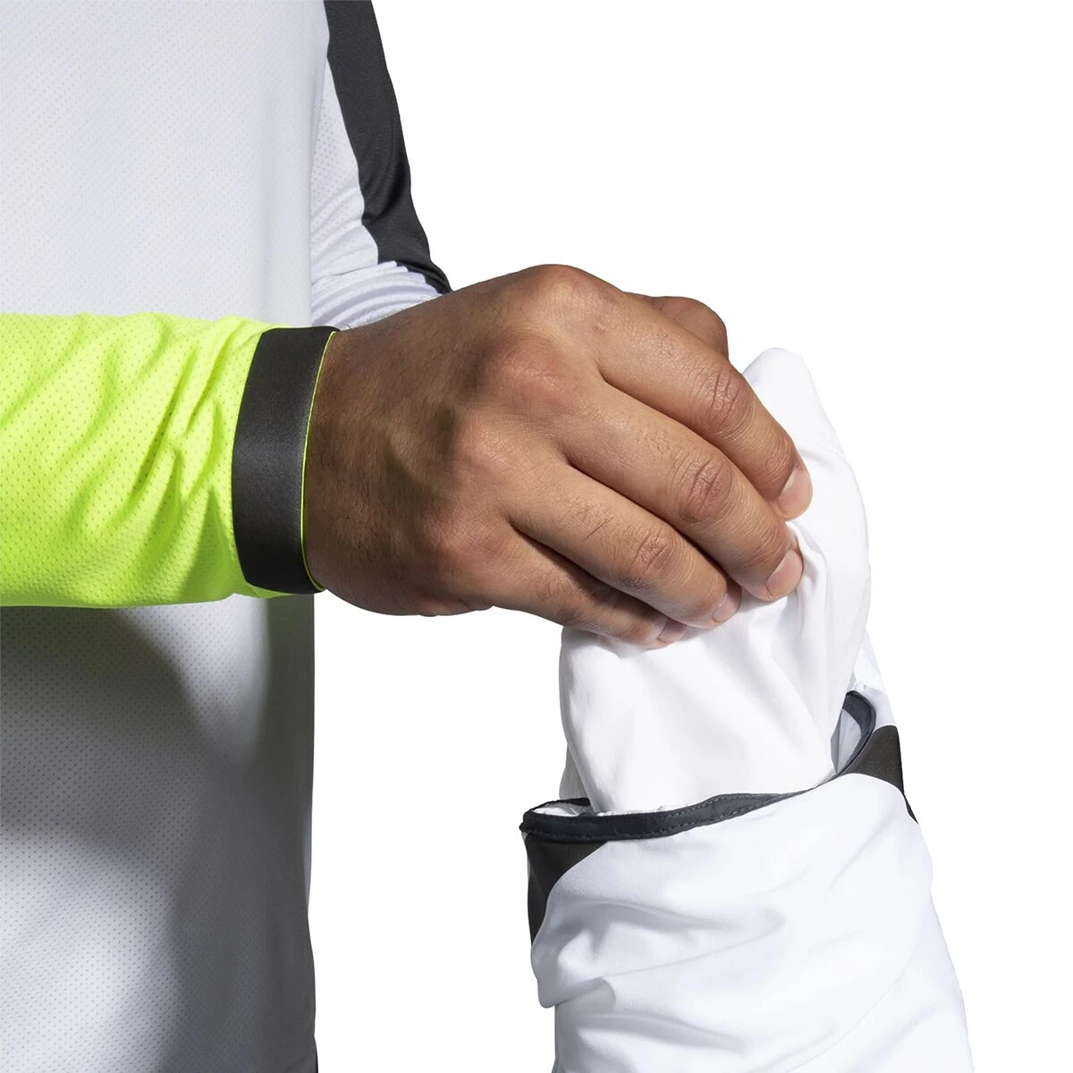 BROOKS Run Visible Convertible Jacket - Men's - Image 9